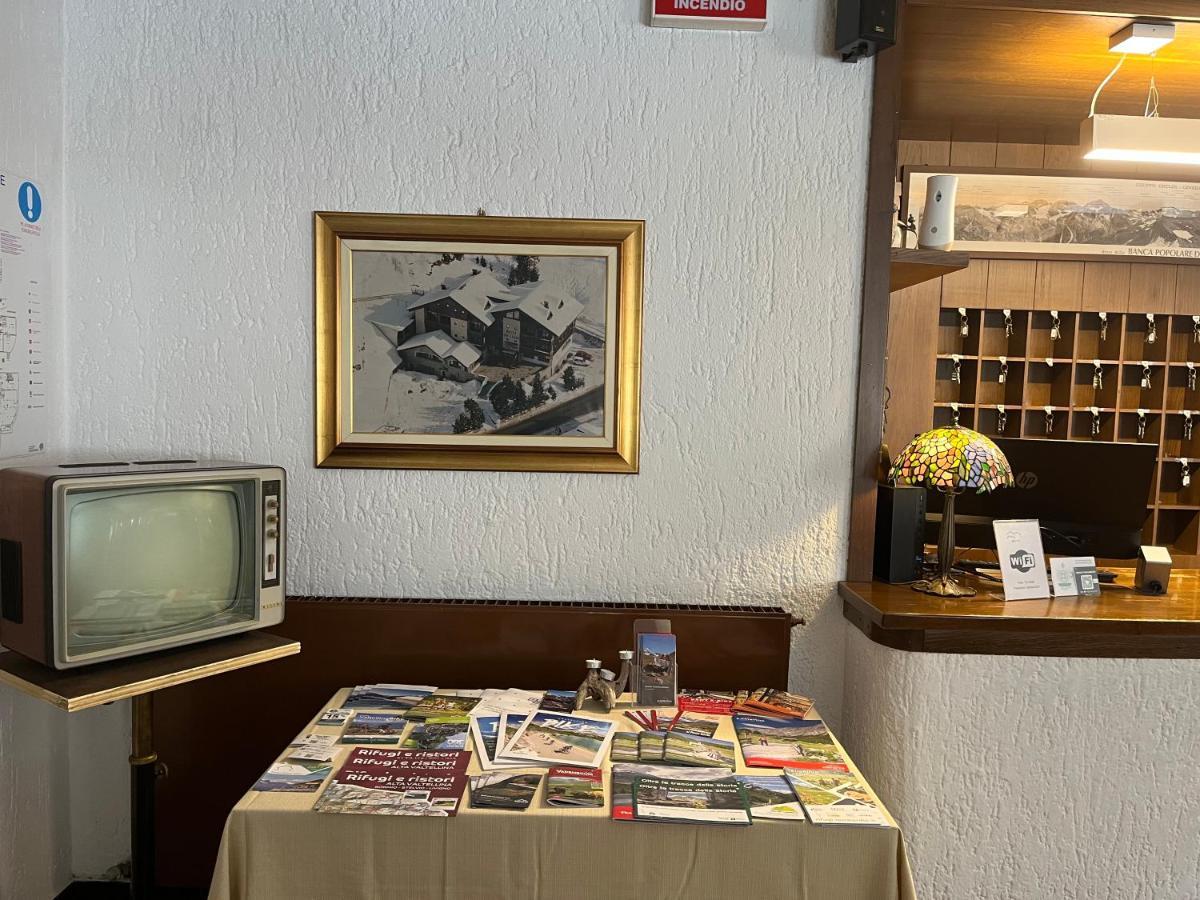 Hotel Alle Tre Baite Santa Caterina Valfurva Eksteriør billede