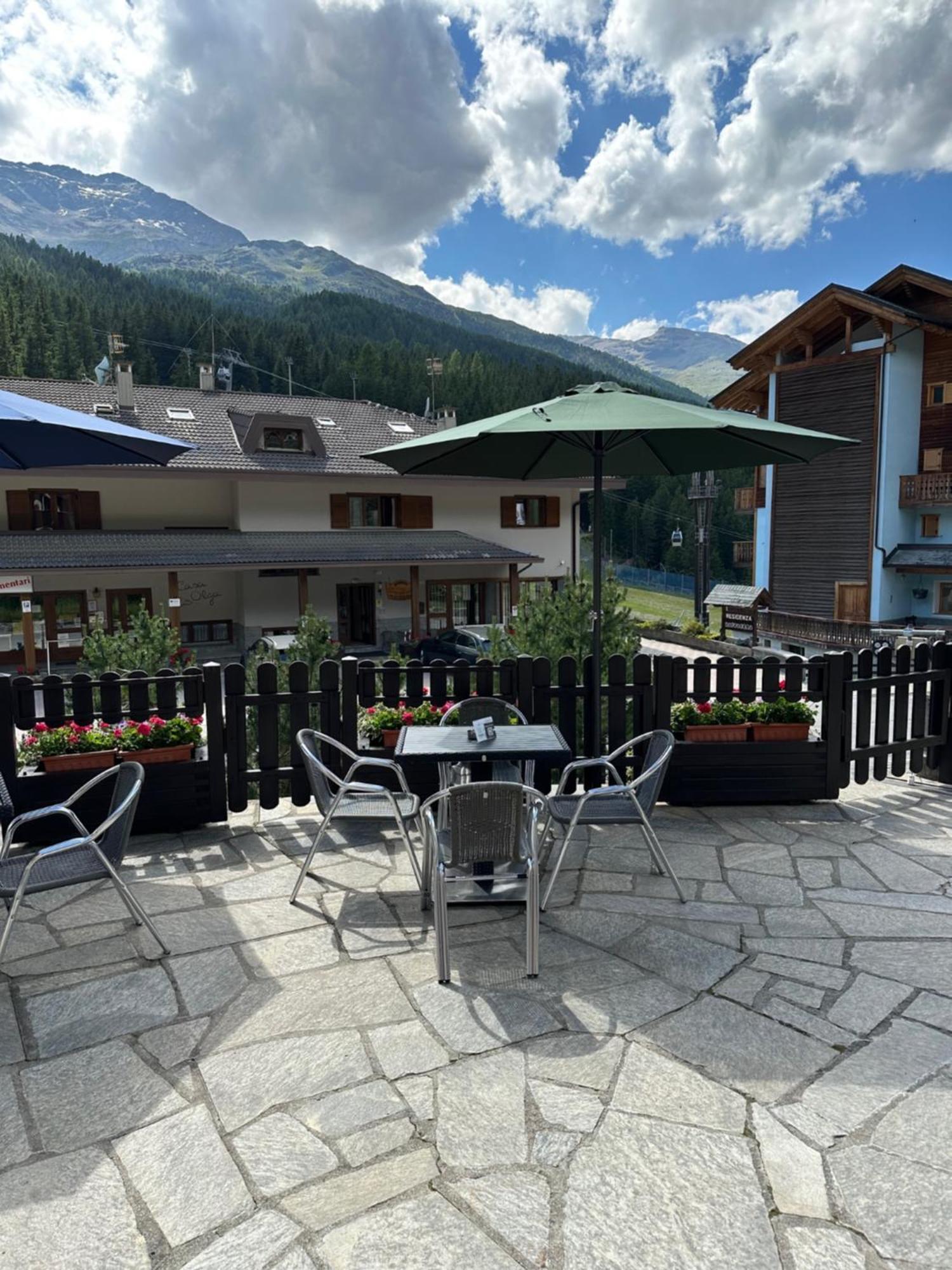Hotel Alle Tre Baite Santa Caterina Valfurva Eksteriør billede